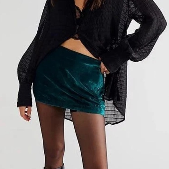 Free People Emerald Green Velvet Skirt 10 - Picture 2 of 6